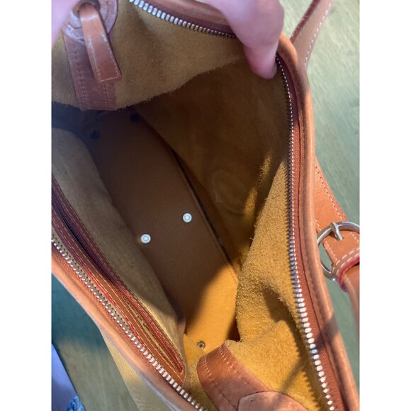 Dooney & Bourke Tan & Brown Leather Shoulder Bag Adjustable Strap All Weather Le - Picture 7 of 9